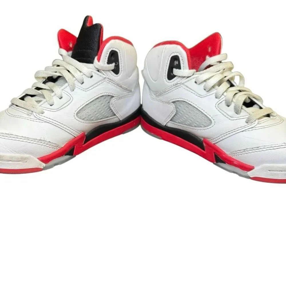 Nike Air Jordan 5 Retro Fire Red Black Tongue HQ7979-101 Preschool Size 2.5 Y